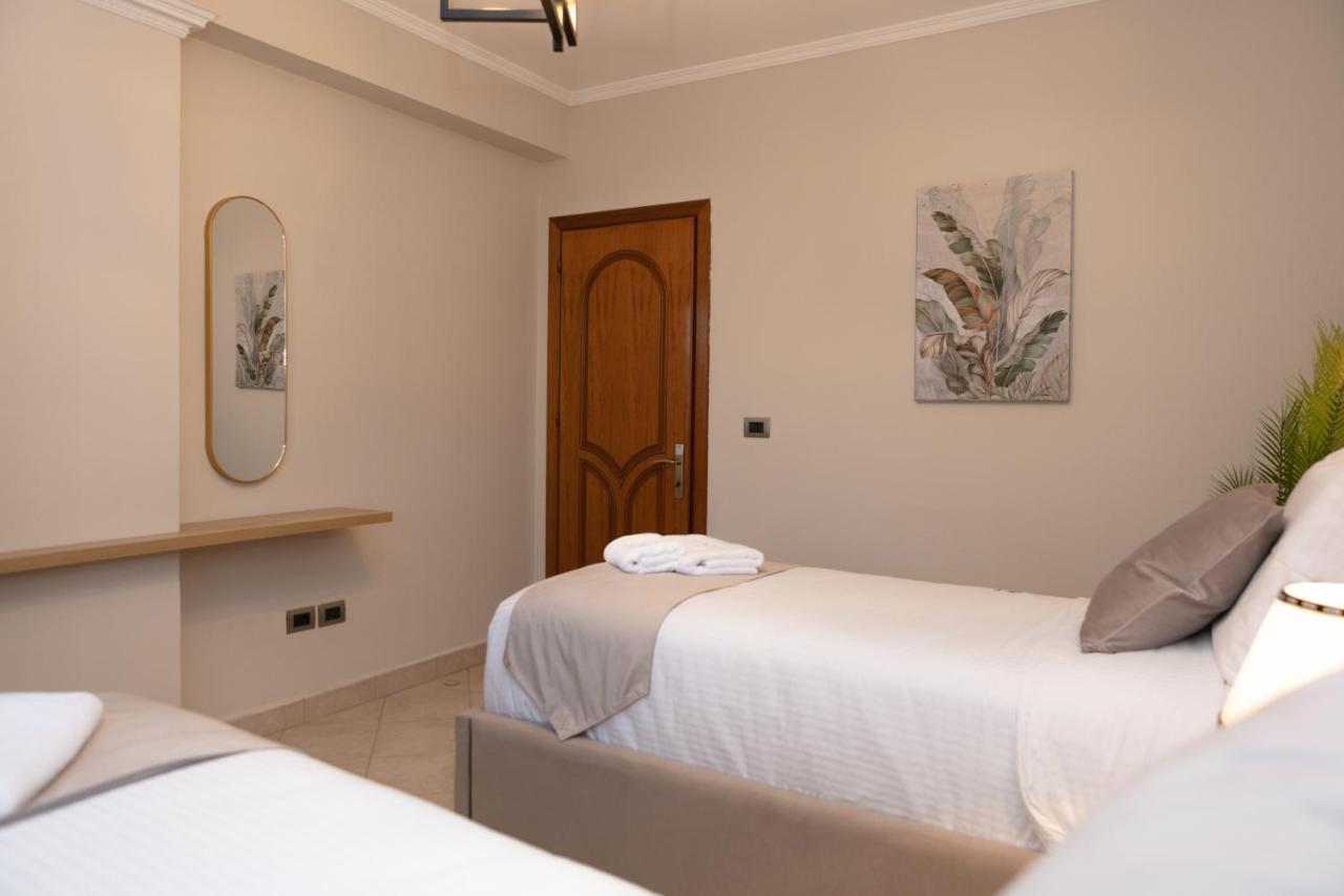 Spacious City Paradise - 3Br Apt In The Heart Of Tirana Exterior photo