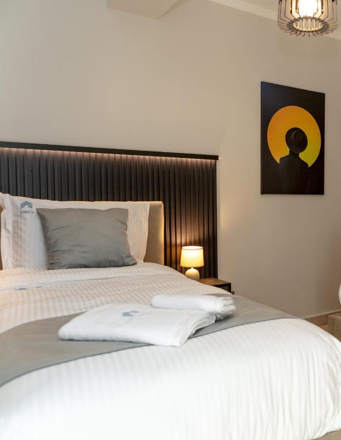 Spacious City Paradise - 3Br Apt In The Heart Of Tirana Exterior photo